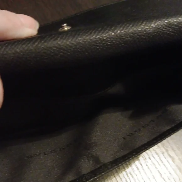 BVLGARI Vintage Rare Black Wallet with Snap Closure (EUC) - Picture 10 of 12